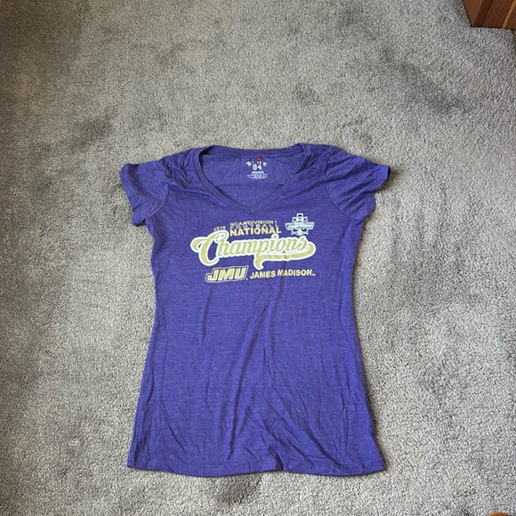 Blue 84 JMU James Madison University 2017 Football National Champions Top SIZE M - Picture 1 of 3
